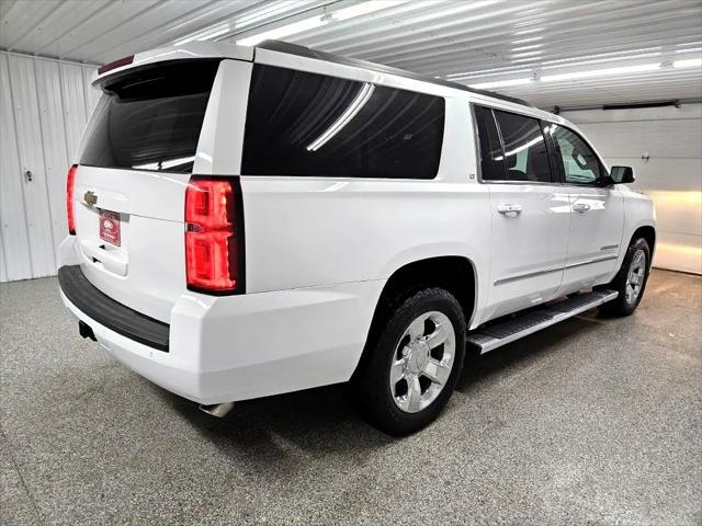Photo of 2018 White Chevrolet Suburban