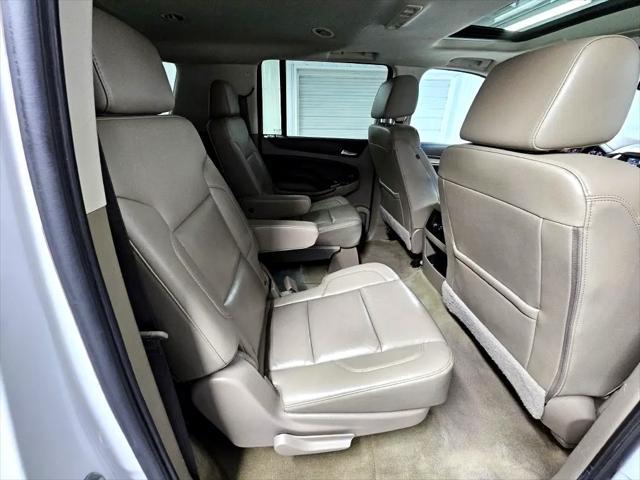 Photo of 2018 White Chevrolet Suburban