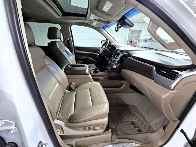 Photo of 2018 White Chevrolet Suburban