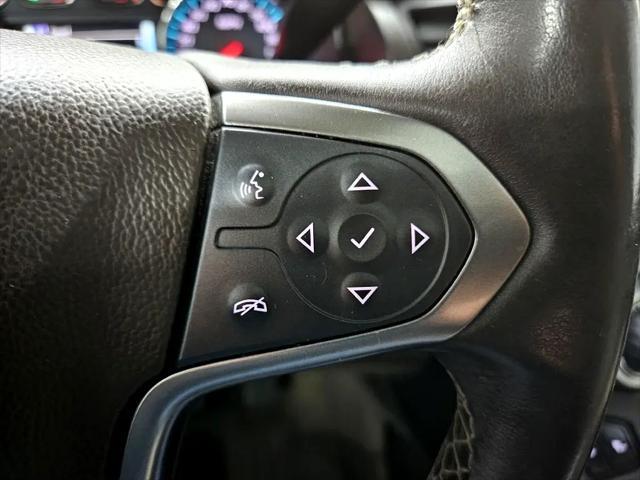 Photo of 2018 White Chevrolet Suburban