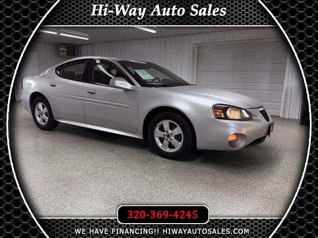 Photo of 2005 Silver Pontiac Grand Prix