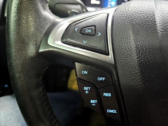 Photo of 2018 White Ford Fusion