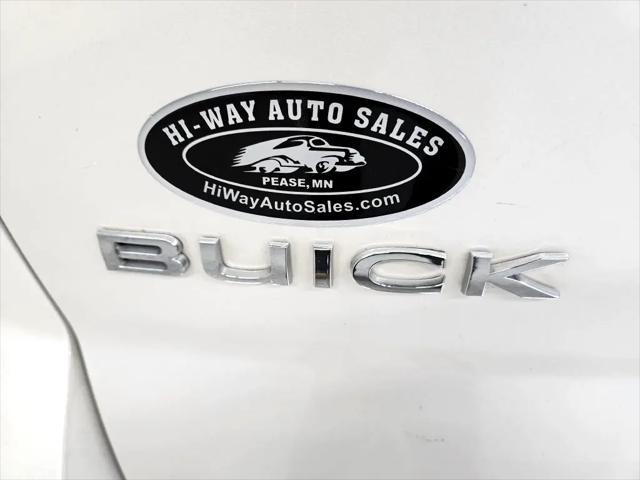 Photo of 2014 White Buick Enclave