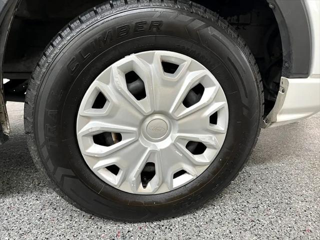 Photo of 2020 White Ford Transit-350