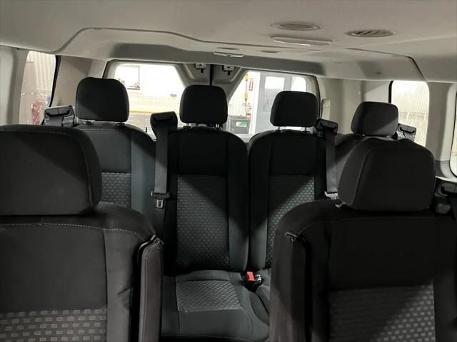 Photo of 2020 White Ford Transit-350