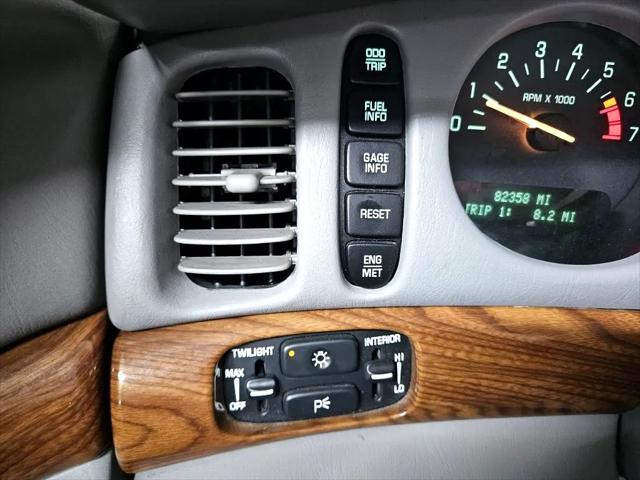 Photo of 2002 Blue Buick LeSabre