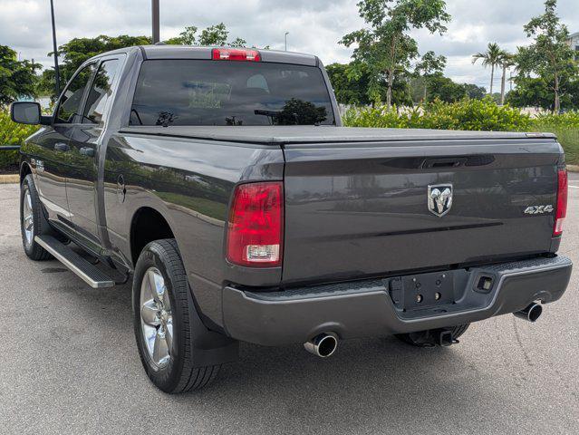 Photo of 2018 Brilliant Black Crystal Pearlcoat RAM 1500
