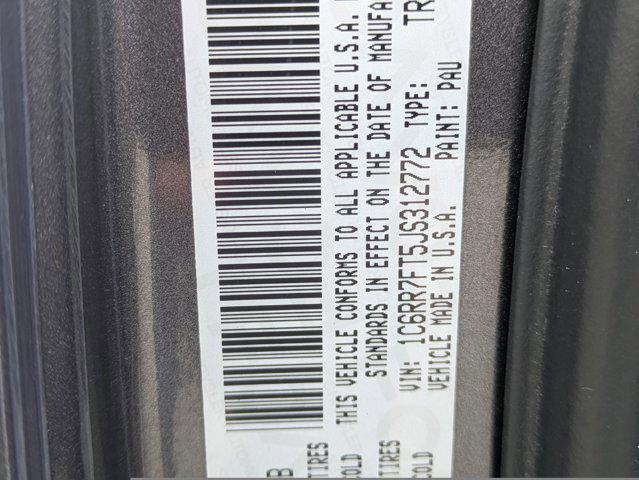 Photo of 2018 Brilliant Black Crystal Pearlcoat RAM 1500