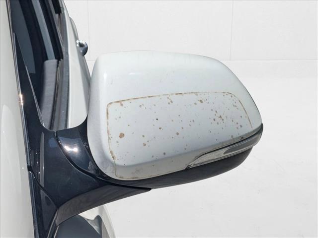 Photo of 2017 Monaco White Hyundai SANTA FE