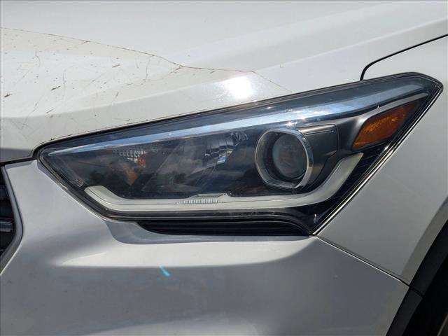 Photo of 2017 Monaco White Hyundai SANTA FE