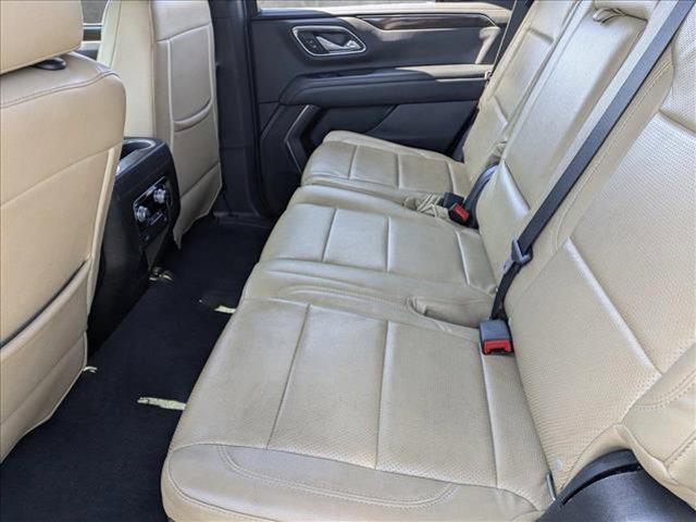 Photo of 2021 Pearl Beige Metallic GMC Yukon