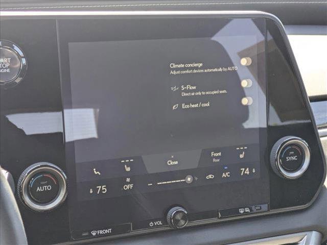Photo of 2024 Eminent White Pearl Lexus RX 350