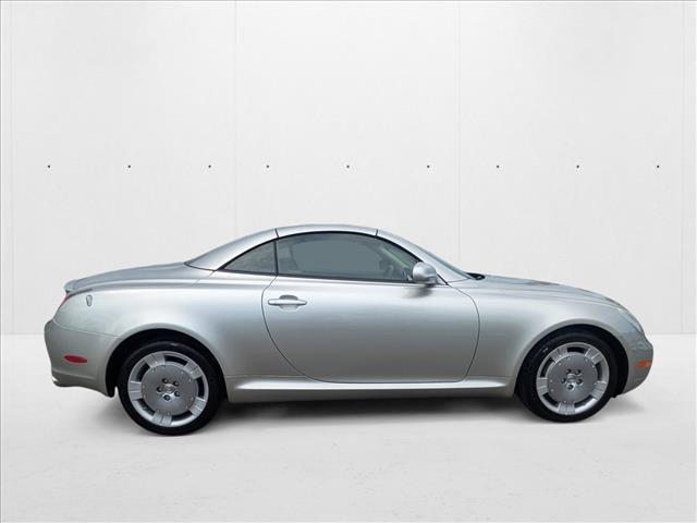 Photo of 2004 Millennium Silver Metallic Lexus SC 430