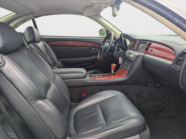 Photo of 2004 Millennium Silver Metallic Lexus SC 430