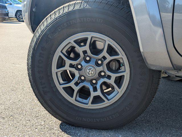 Photo of 2018 Magnetic Gray Metallic Toyota Tacoma