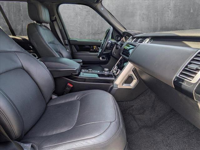 Photo of 2022 Fuji White Land Rover Range Rover