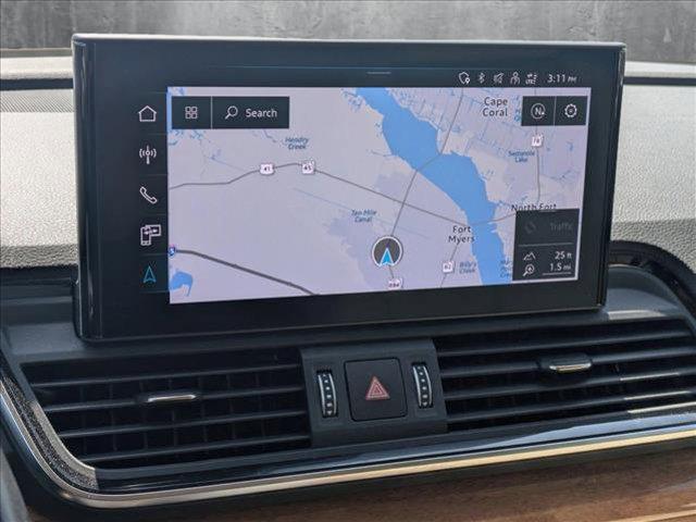Photo of 2021 White Audi Q5