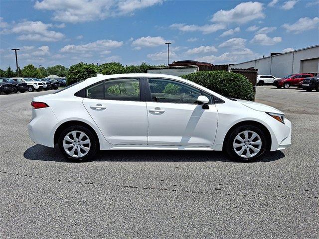 Photo of 2024 Ice Cap Toyota Corolla