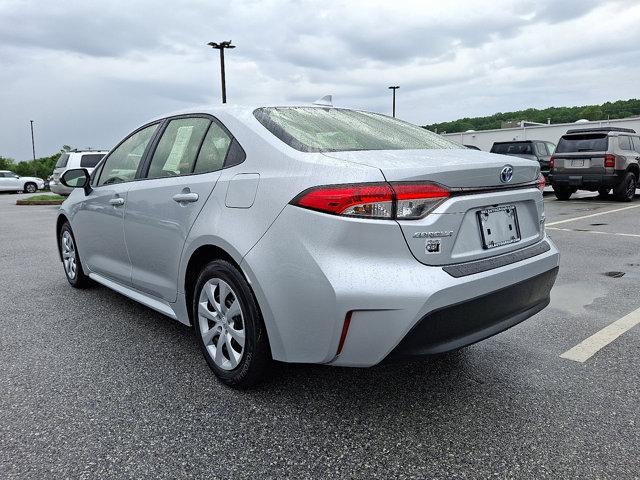 Photo of 2024 Classic Silver Metallic Toyota Corolla