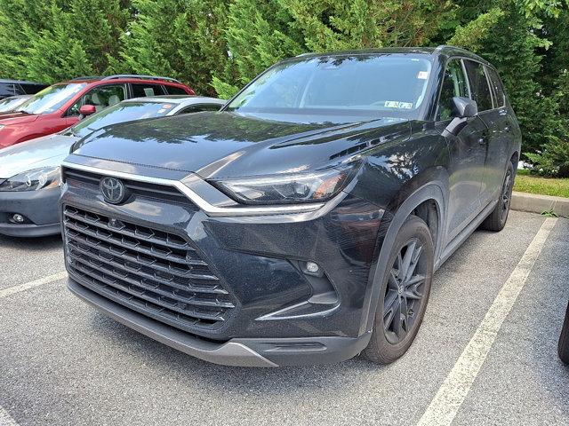 Photo of 2024 Midnight Black Metallic Toyota Grand Highlander