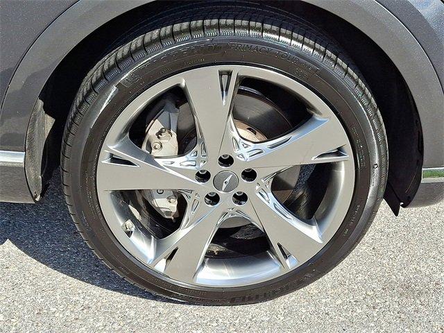 Photo of 2023 Himalayan Gray Genesis GV80