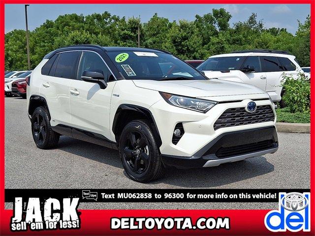 Photo of 2021 Blizzard Pearl/Midnight Black Metallic Toyota RAV4 Hybrid