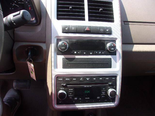 Photo of 2009 GOLD Dodge Journey