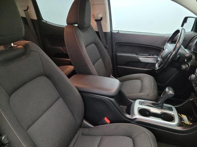 Photo of 2016 Red Rock Metallic Chevrolet Colorado
