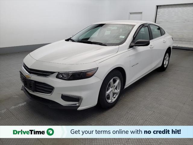 Photo of 2018 Summit White Chevrolet Malibu