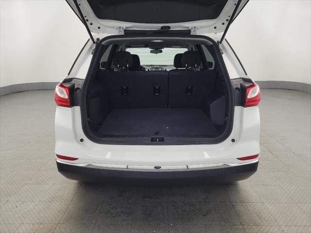 Photo of 2018 Summit White Chevrolet Equinox