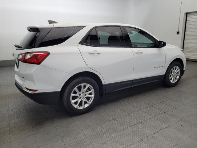 Photo of 2018 Summit White Chevrolet Equinox