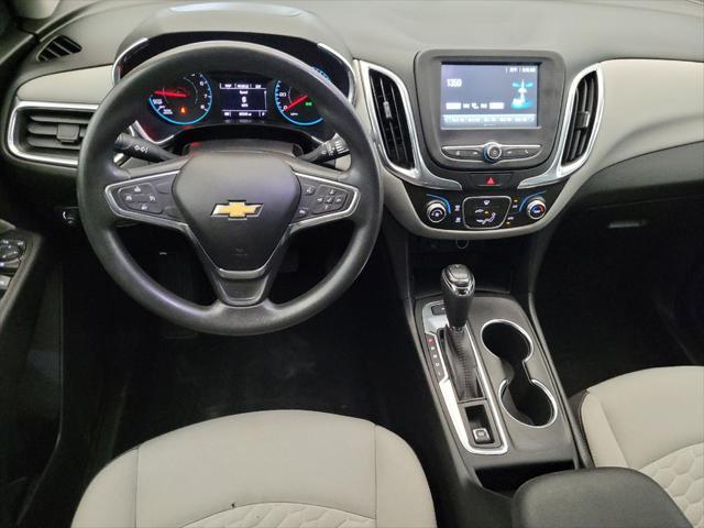 Photo of 2018 Summit White Chevrolet Equinox