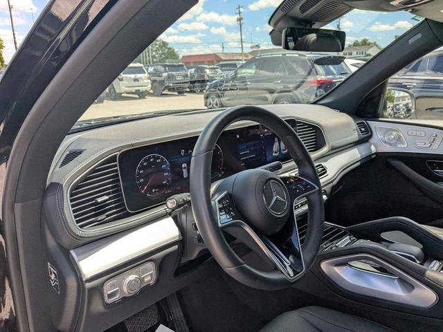 Photo of 2024 Black Mercedes-Benz GLS 450
