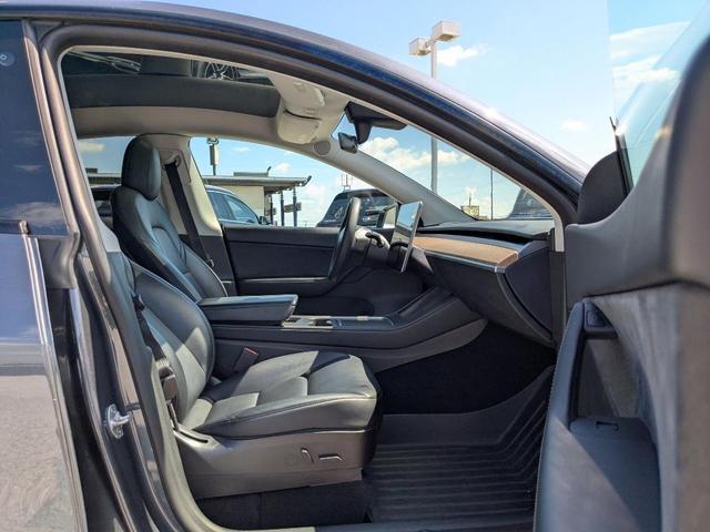Photo of 2022 Midnight Silver Metallic Tesla Model Y