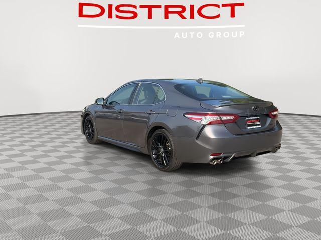Photo of 2020 Predawn Gray Mica Toyota Camry