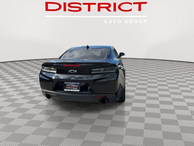 Photo of 2018 Black Chevrolet Camaro