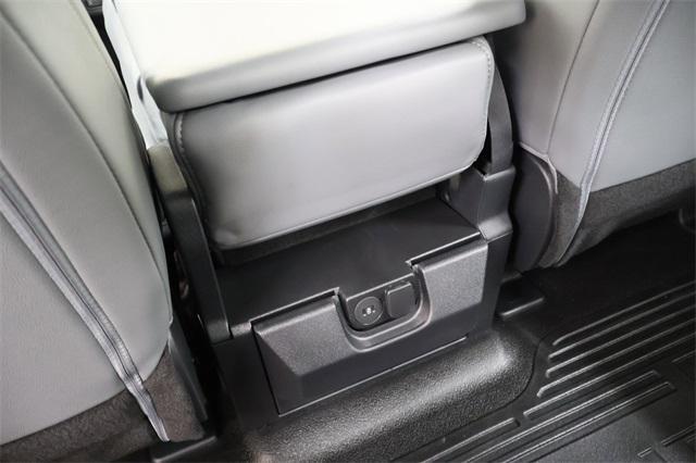 Photo of 2025 Oxford White Ford F-250