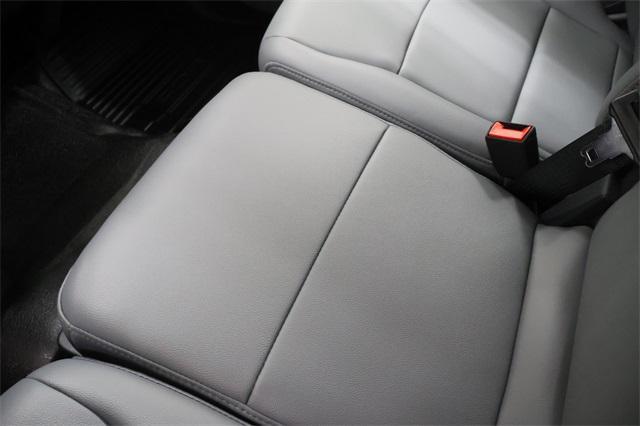 Photo of 2025 Oxford White Ford F-250