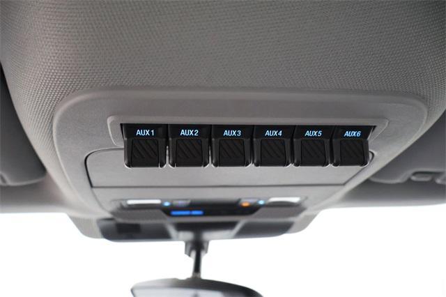 Photo of 2025 Oxford White Ford F-250