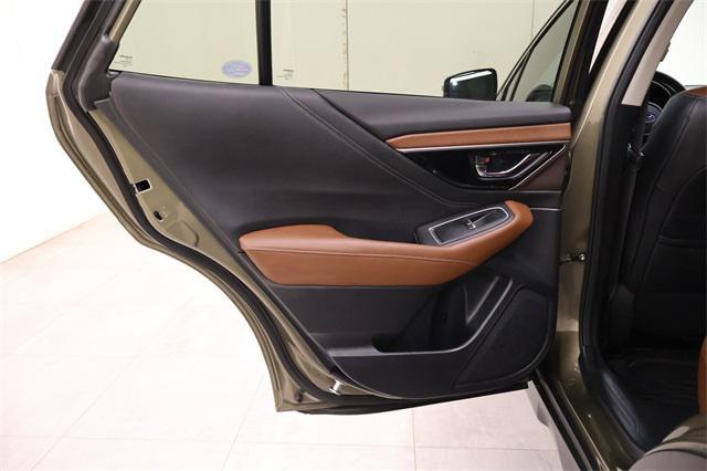 Photo of 2022 Green Metallic Subaru Outback
