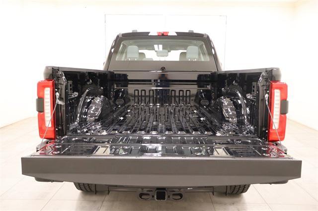 Photo of 2025 Agate Black Metallic Ford F-250