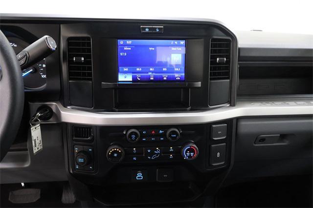 Photo of 2025 Agate Black Metallic Ford F-250
