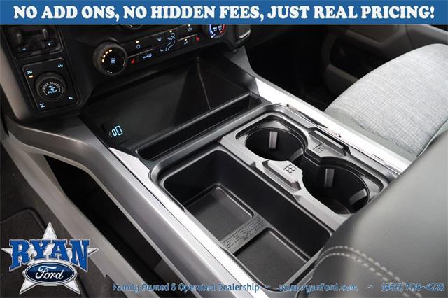 Photo of 2025 Oxford White Ford F-250