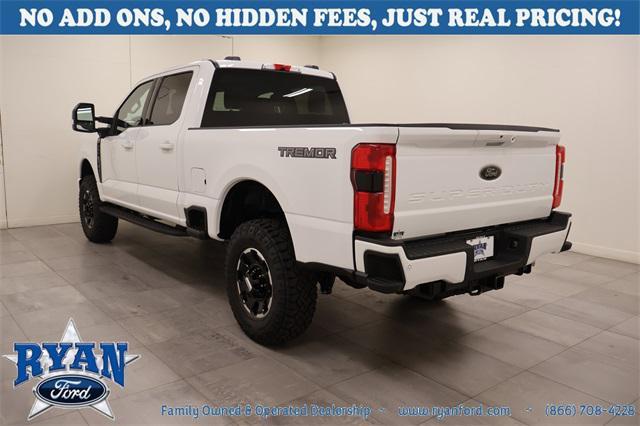 Photo of 2025 Oxford White Ford F-250