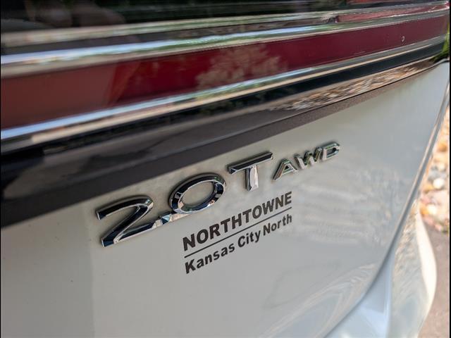 Photo of 2020 Pristine White Lincoln Nautilus