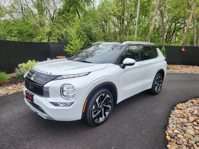 2024 Mitsubishi Outlander