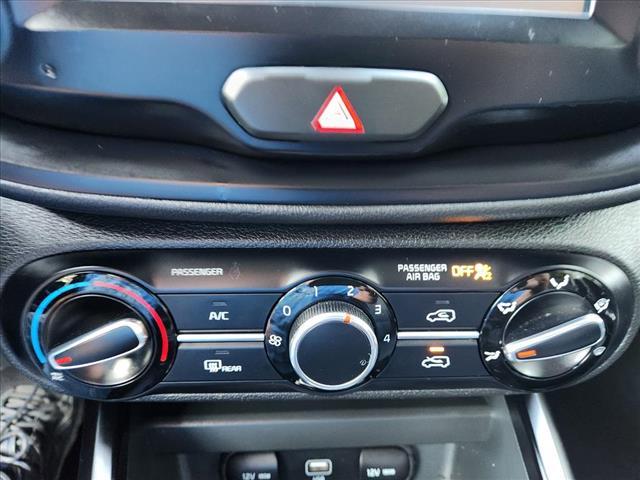 Photo of 2021 White Kia Soul
