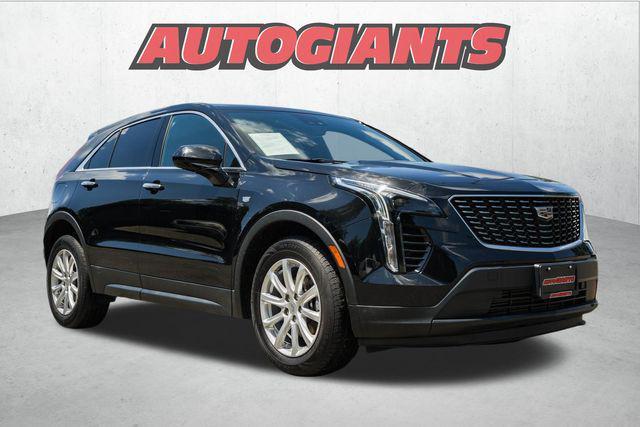 Photo of 2021 Stellar Black Metallic Cadillac XT4