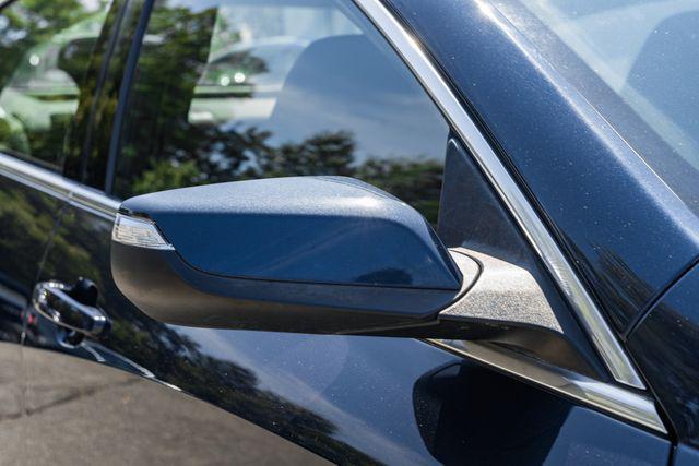 Photo of 2016 Blue Velvet Metallic Chevrolet Malibu