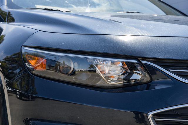 Photo of 2016 Blue Velvet Metallic Chevrolet Malibu